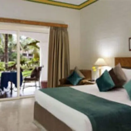 The Golden Palms Hotel & Spa-2